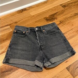 Levi’s Classic Black Denim Women's Shorts